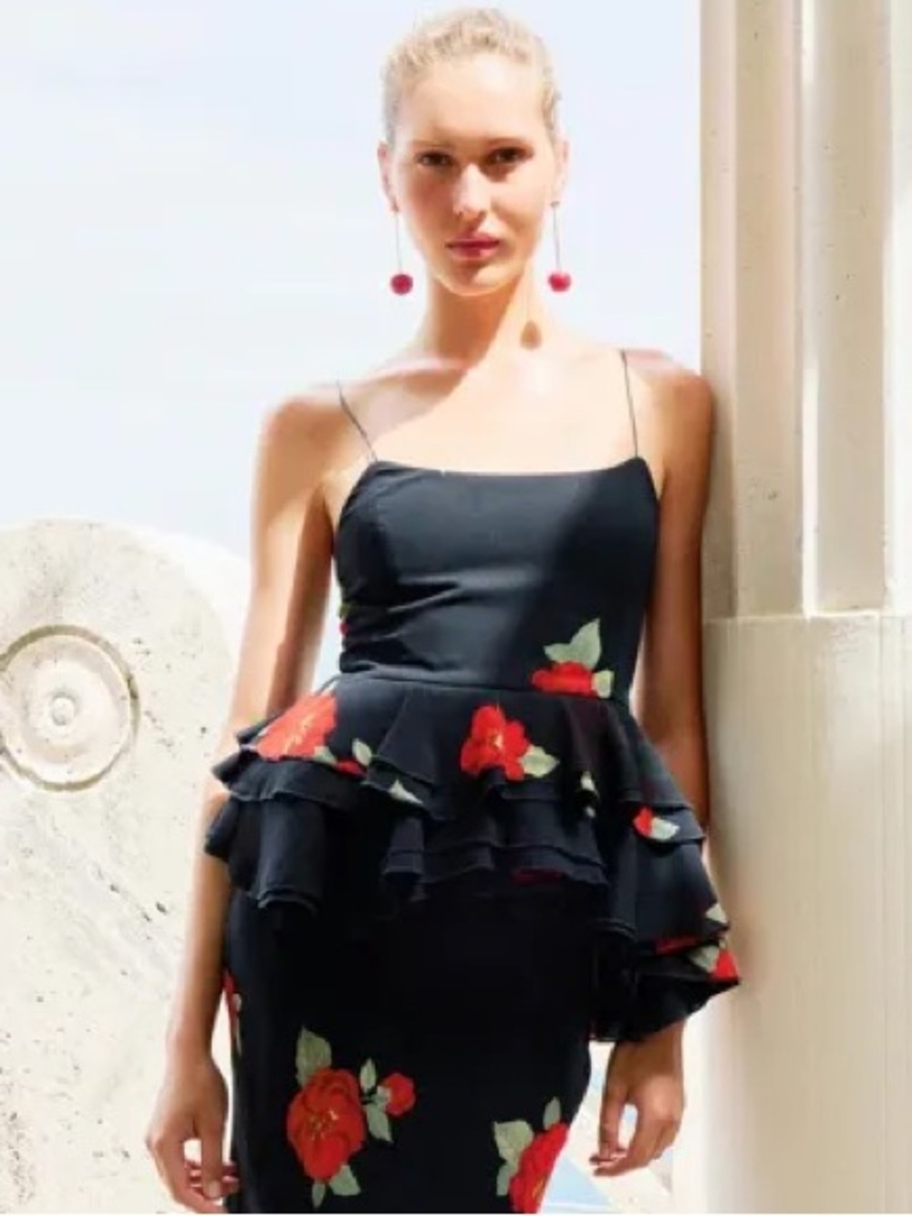 ZARA Floral Rose Print Black Peplum Ruffle Top. M NWT